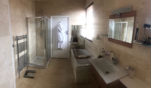 Photo 11- click for photo gallery